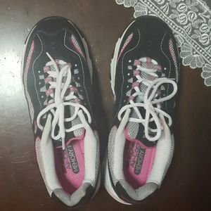 Skechers DLites memory foam tennis shoes